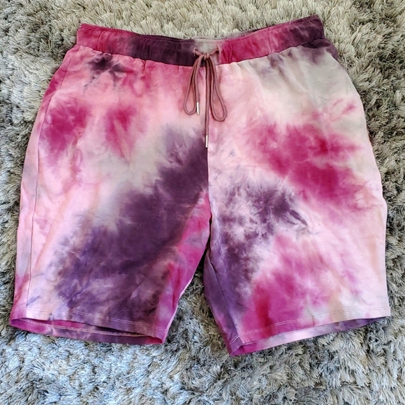 Fashion Nova Pants - Tie Die Shorts